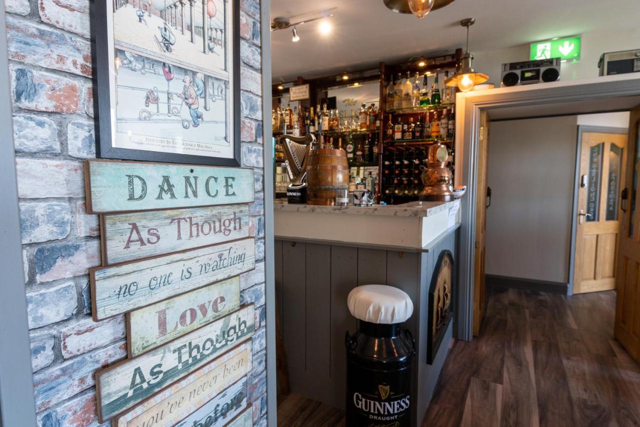 The Gaslight Inn Self Catering Holiday Apartments Rossnowlagh Donegal Ngoại thất bức ảnh